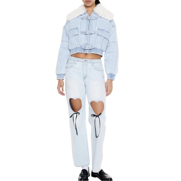 NWT! 0X Light Blue Denim Jacket with White Fur Collar - Picture 2 of 11